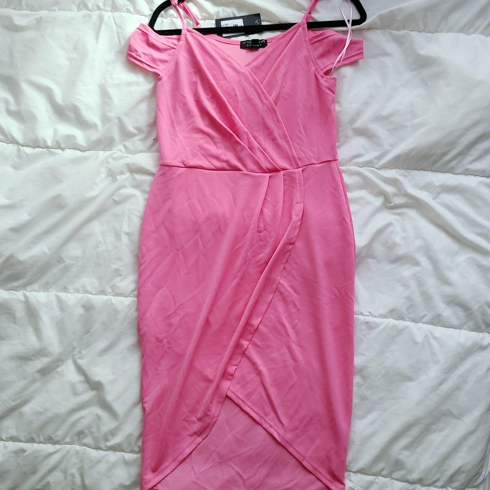 Cold Shoulder Tulip Dress